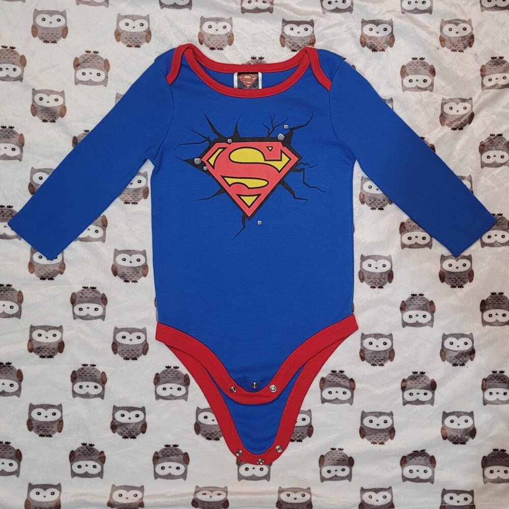 $1 | 12-18m | DC Comics |  "Superman" Long Sleeved Bodysuit/Onesie
